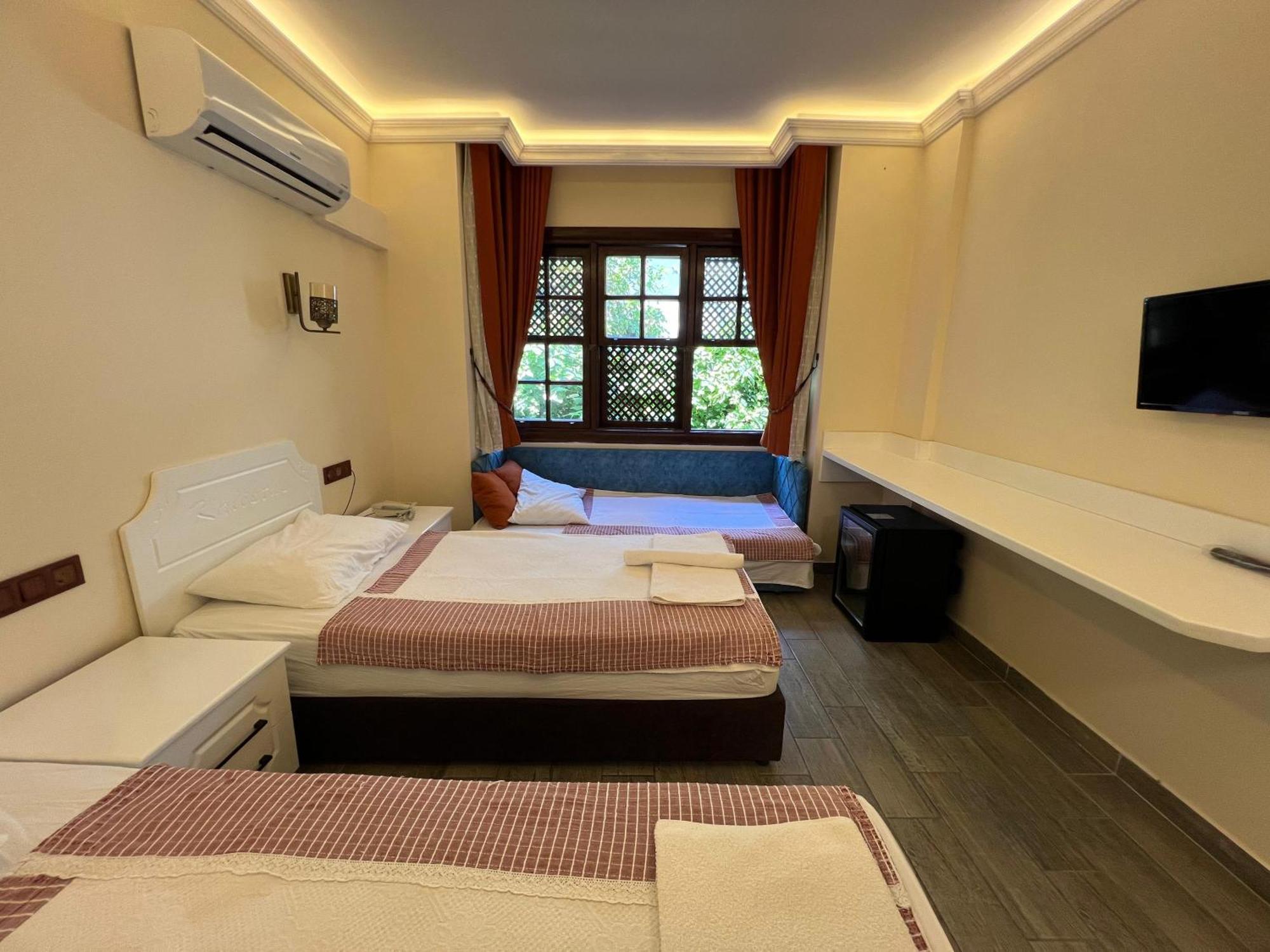 Kaliptus Hotel Kemer Esterno foto
