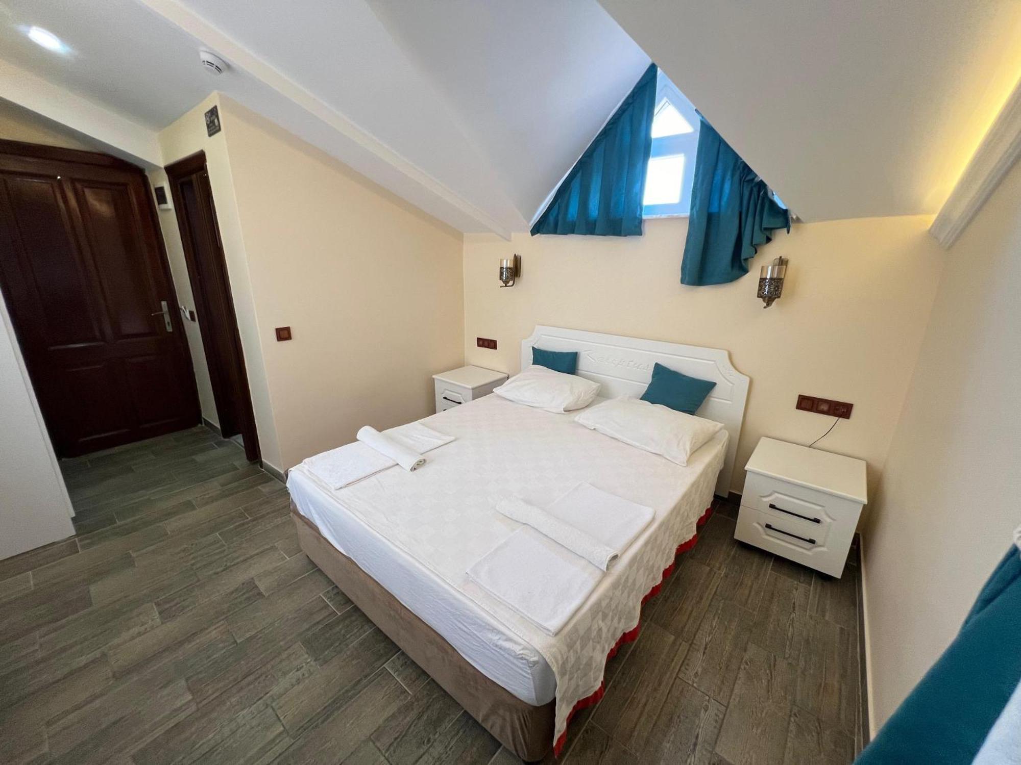Kaliptus Hotel Kemer Esterno foto