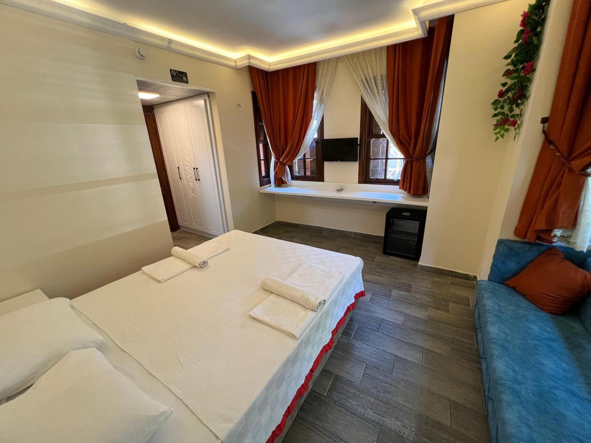 Kaliptus Hotel Kemer Esterno foto