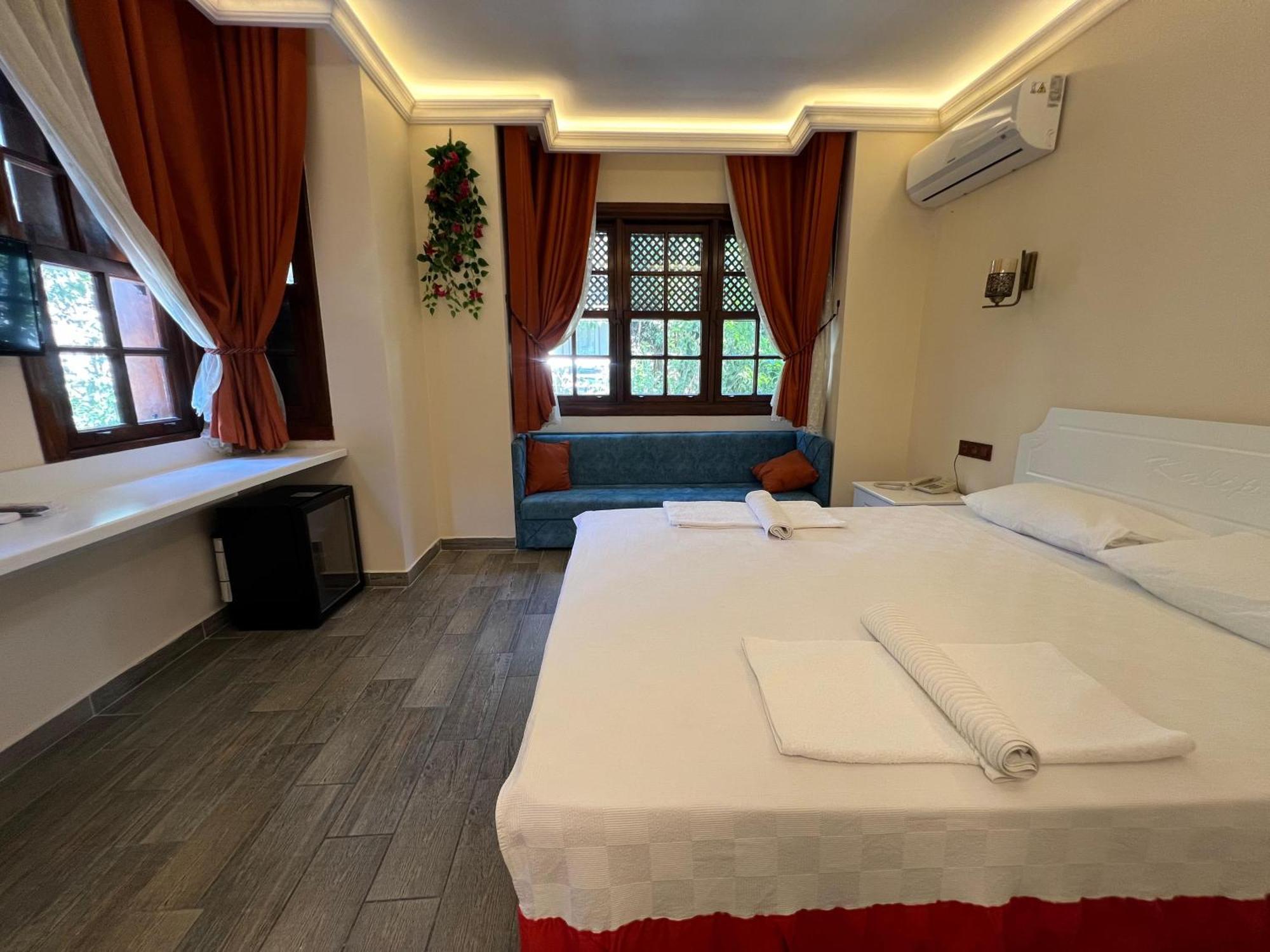Kaliptus Hotel Kemer Esterno foto