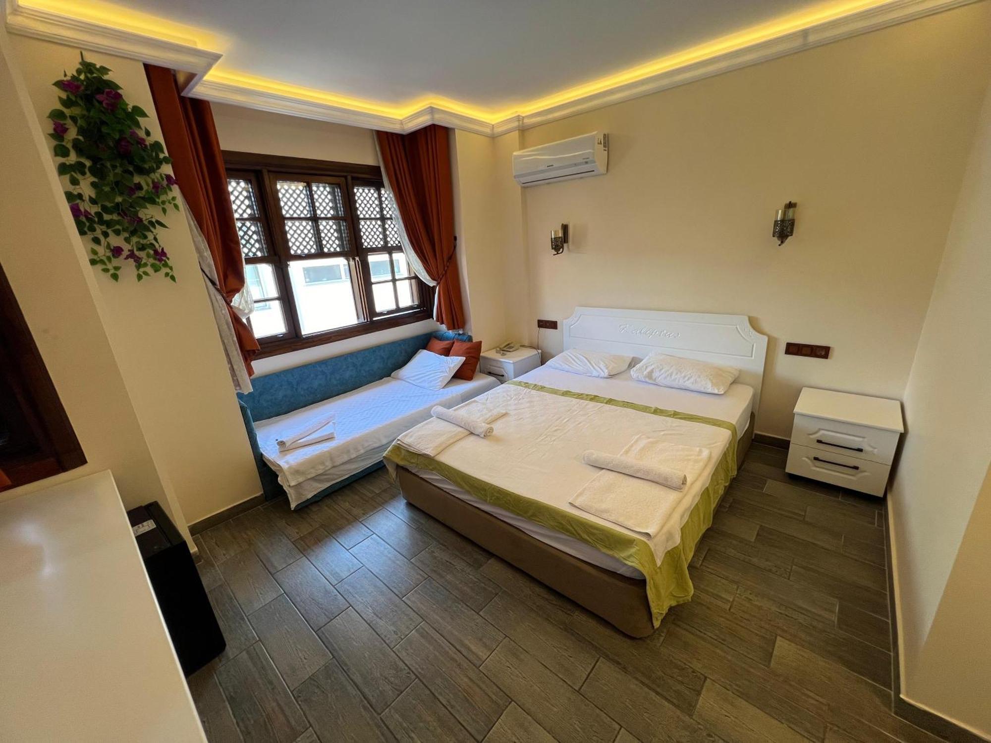 Kaliptus Hotel Kemer Esterno foto