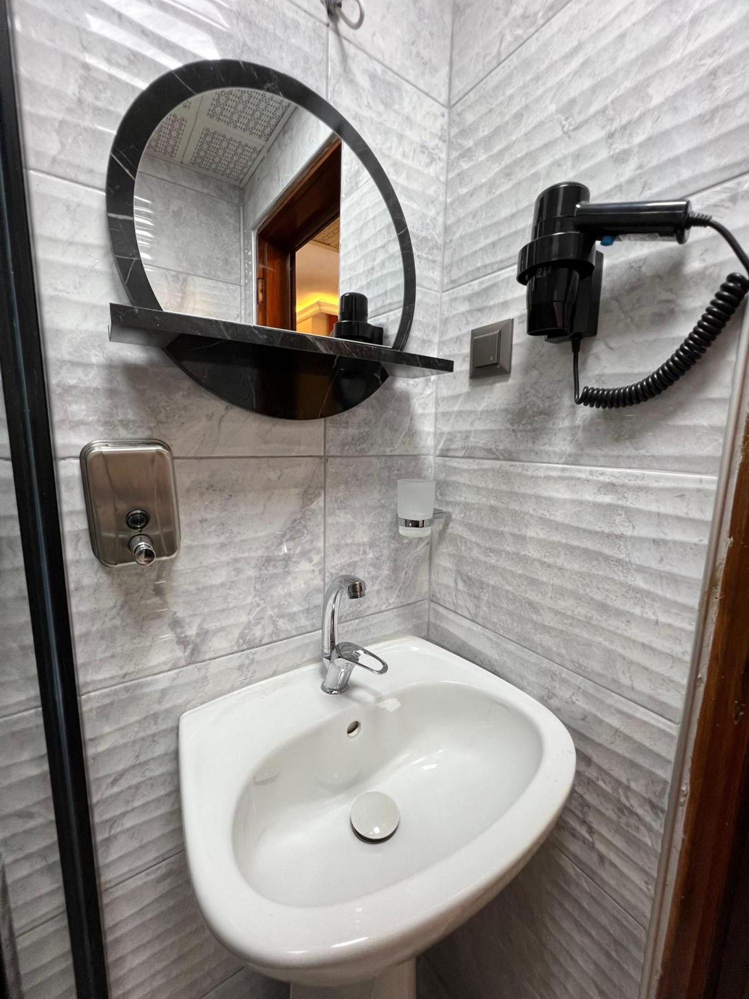 Kaliptus Hotel Kemer Esterno foto