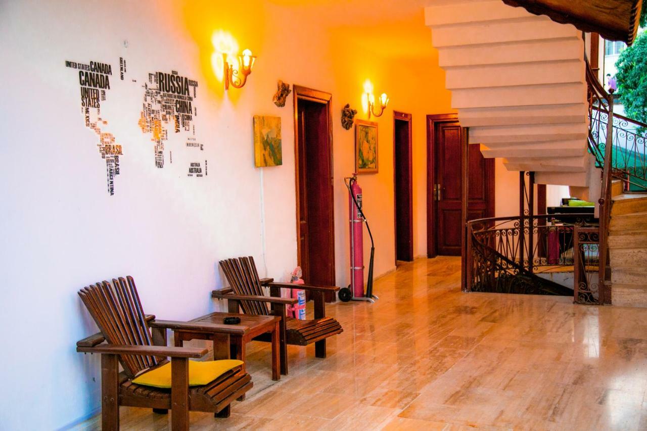 Kaliptus Hotel Kemer Esterno foto