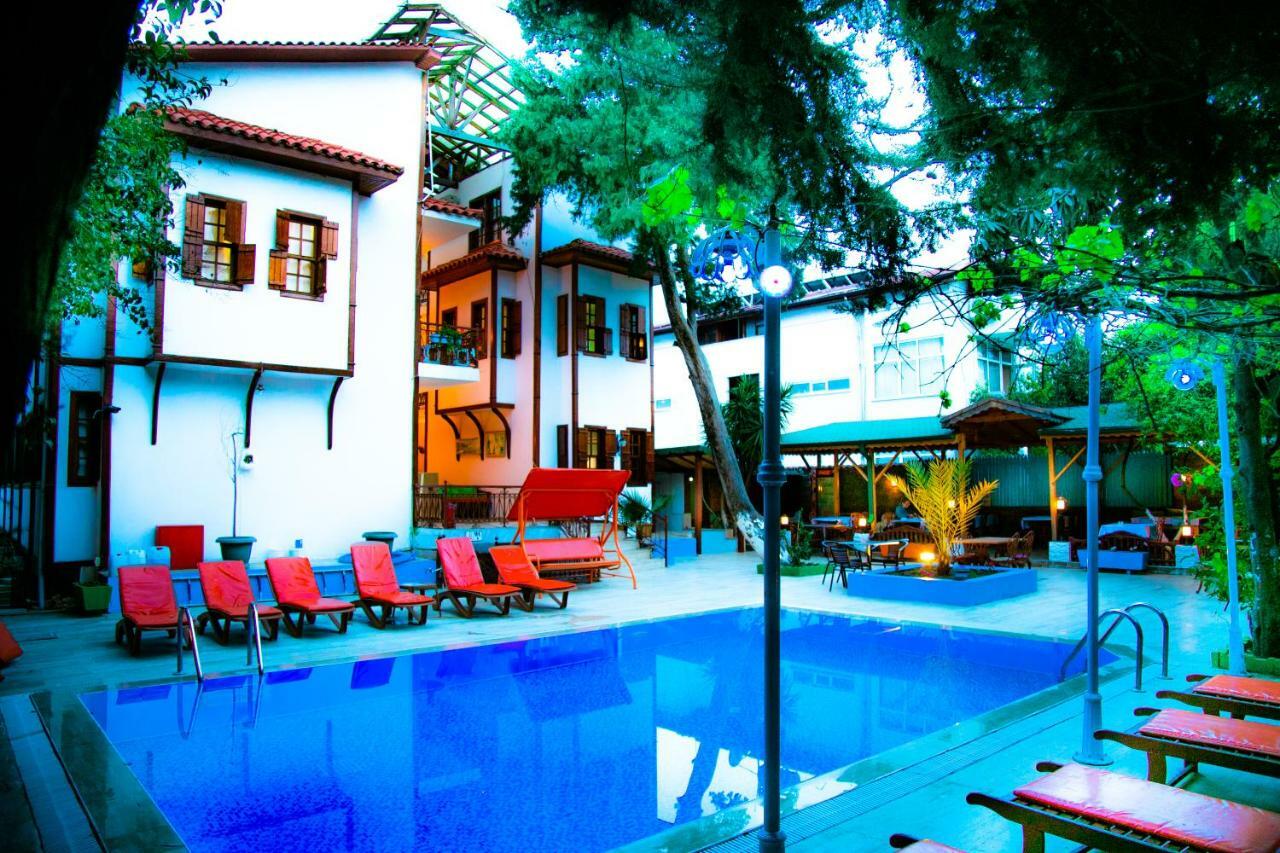 Kaliptus Hotel Kemer Esterno foto